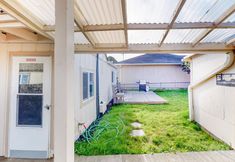 其他 3 Cozy family beach cottage with hot tub, deck, WiFi, surfboard - walk to bay