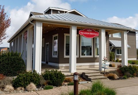 Others 074 Ohana Honu Hale