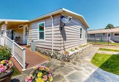 Lainnya 2 Lakefront Home with Incredible Water Views