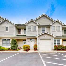 Hotel Exterior1Modern townhome near the ocean with hot tub, private pool, central AC & W/D,Sarangi Satyajit MD飯店