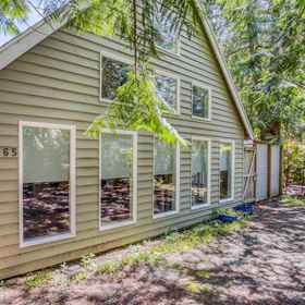 Hotel Exterior1Cedar Grove,Nehalem H Street Dock飯店