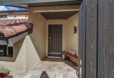 Others 5 Stunning Ocean Views and Gourmet Kitchen - Elegant Luxury Retreat