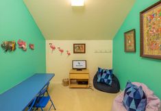 其他 7 Gourmet Kitchen and Scenic Deck with Hot Tub - Elegant Traditional Escape