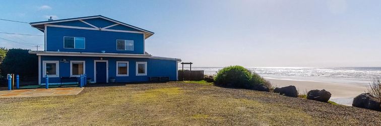 其他 Oceanfront Home with Ocean View, High-Speed WiFi, Washer/Dryer, & Gas Fireplace