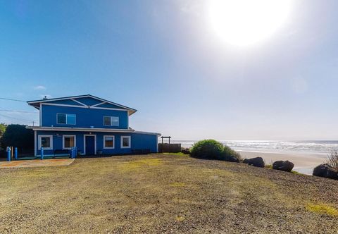 其他 Oceanfront Home with Ocean View, High-Speed WiFi, Washer/Dryer, & Gas Fireplace