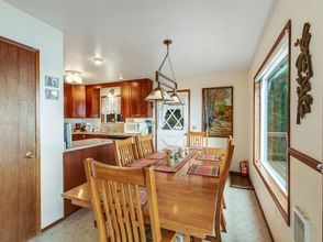 Khác 4 Pinecone Cabin