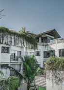 Hotel Exterior The Akmani Legian