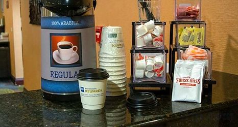 其他 2 Spark by Hilton Lockport