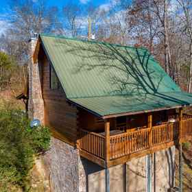 Hotel Exterior 1 屋内ジャグジーとホットタブ付きの広々としたキャビン - 居心地の良い山の隠れ家, ハットフィールド&マッコイ・ディナーショー ホテル