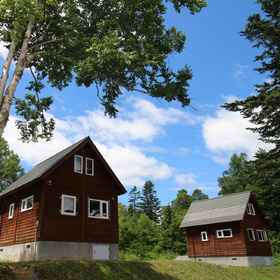 Logo1Shumarinaikohan Campground Log Cabin，幕别町飯店