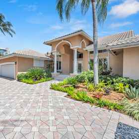 Hotel Interior/Public Areas1Walk to beach / Heated Pool / Ample residence / Marlin Key,拉斯奥拉斯河滨飯店