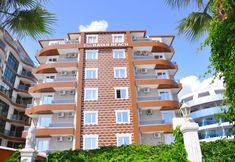 Others 2 Club Bayar Beach Hotel