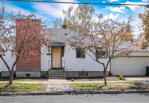 Others Downtown Bungalow