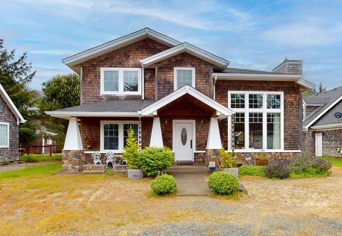 Others Rockaway Charm