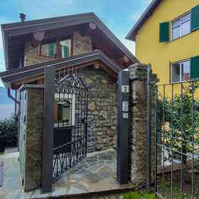 Hotel Exterior 1 Casa Rina, Calco Hotels