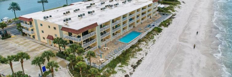 Others Waterfront Paradise - Intracoastal Views & Spacious Living