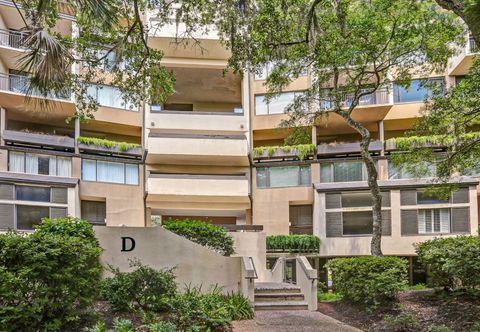 Others Oceanfront condo with balcony, water views, AC & outdoor pool