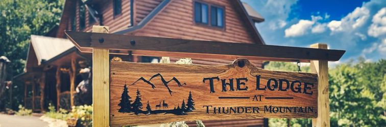 其他 Luxury Cabin Getaway with Indoor Pool and Theater - Stunning Mountain Escape