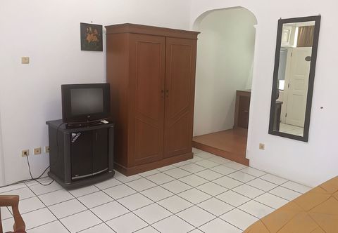 Lain-lain La Rengganis