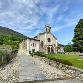 Logo 1 Bruna, Barni Hotels