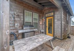 Lain-lain 2 Private Hot Tub and Playful Carriage House - Stunning Coastal Retreat