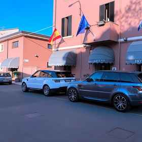 Hotel Exterior 1 Hotel Est Piombino, Marciana Hotels