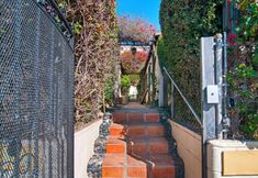 기타 2 Charming Cottage with BBQ and Outdoor Patio - Inviting Hideaway