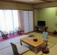 Others 4 Hotel Mancho (Sadogashima)