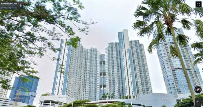 Others 2 BR | ANDERSON | 25floor | above pakuwon mall | the biggest shopping center