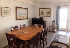 其他 2 Breathtaking Skyline Views and Tranquil Surroundings - Charming Oasis