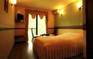 Lainnya 4 Guest House la Piste