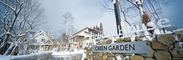 Lainnya Holiday House Green Garden