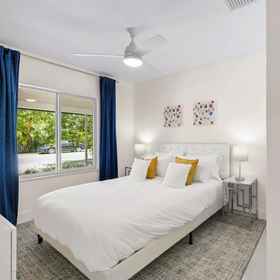 Logo1Bnb Hyperion | Sunny 1Br Haven Near the Beach,拉斯奥拉斯河滨飯店