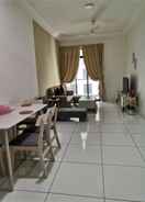 Hotel Exterior Paradigm Mall Platino Apartment 2BR 2FREE By Natol