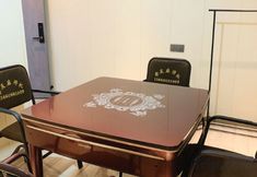 Others 7 Surprise-Hotel