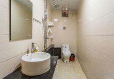 Others 5 Gangcheng Night Stay Hotel (Guangzhou Shiqiao Subway Station)