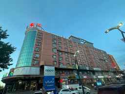 Changjing Hotel, THB 1,404.36
