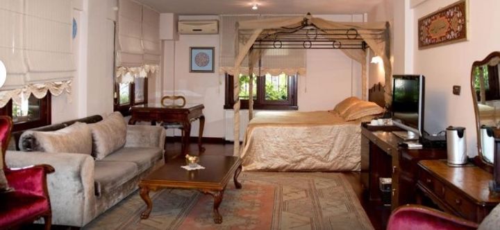 Others 2 Sphendone Suits Butik-Hotel