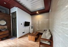 Lain-lain 5 Tori Klumpu, artistic 3BR dual views, South Ubud