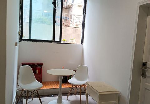 Others Xinying Hotel (Shuhan East Road Subway Station)