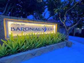 อื่นๆ Baronial Villas