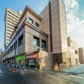 Hotel Exterior 1 Yikang Hotel (Nanchang Bayi Square Qingshan Road Subway Station), Badashanren Memorial Hotels