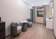 Others 4 jinyuelichengjiudian