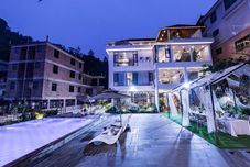 Others Longmen Huaxi Rainwater Yunju