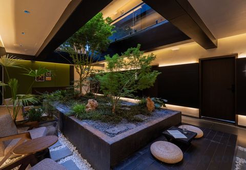 Others Fuman | Sky City • Panoramic View of Snow Mountain and Ancient City 360° Infinity Pool Vacation