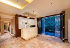 Others 3 Phoenix Xiangyun River View Homestay