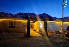 기타 5 Tashkurgan Mountain Snow Lodges