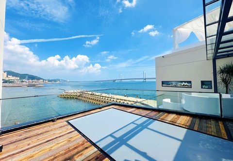 Lainnya whisper tide hotel