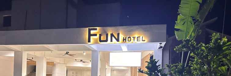 Khác Fun Hotel