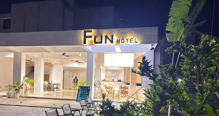 Khác Fun Hotel